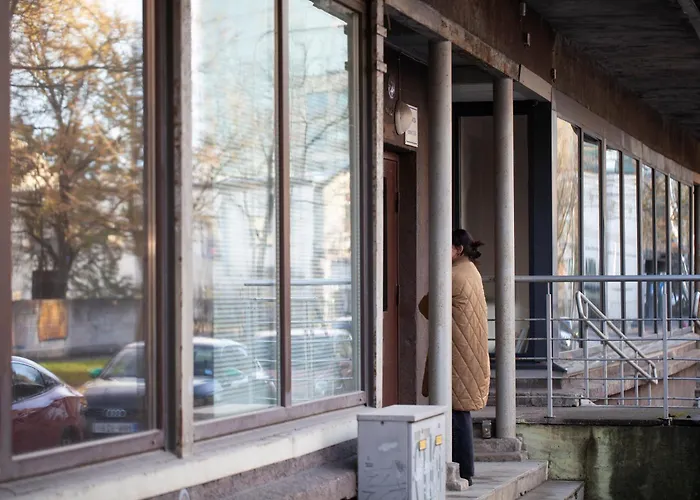 Cozy Small In A Heart Of Kunderi Street Διαμέρισμα *