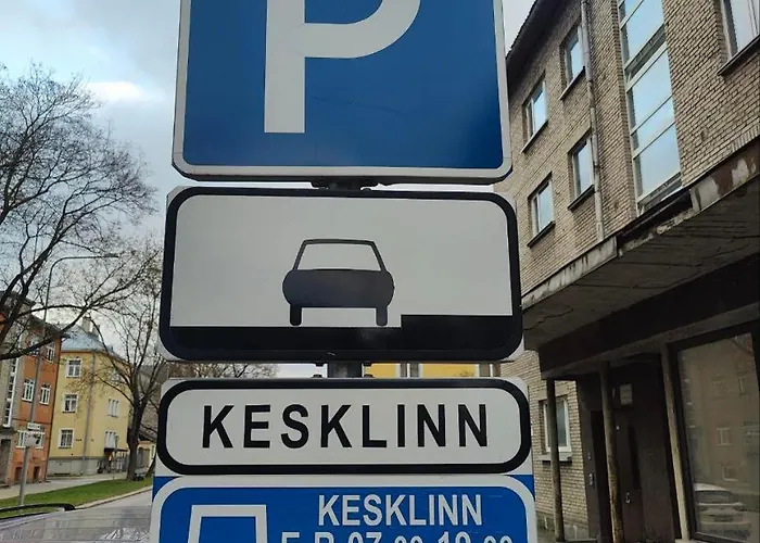 Cozy Small In A Heart Of Kunderi Street Διαμέρισμα *